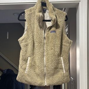 Patagonia Women's Beige Sherpa Vest